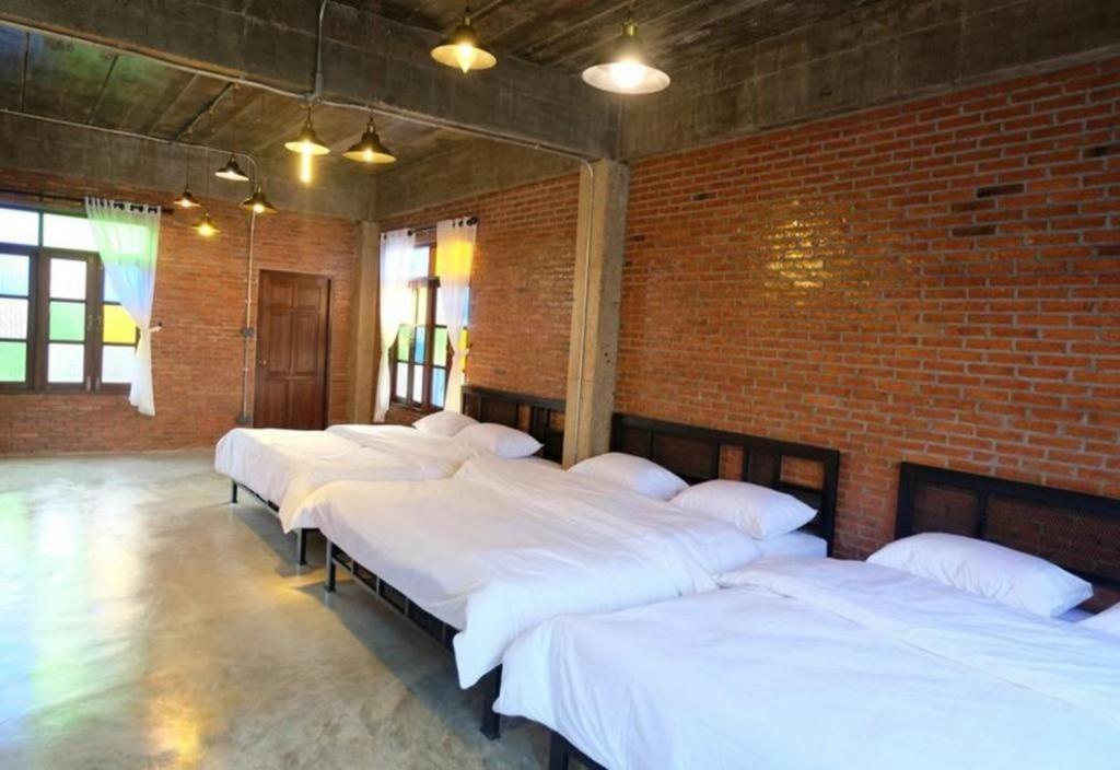 Oyo 1155 Bikers House And Enduro Tours Chiang Mai Hotel Luaran gambar