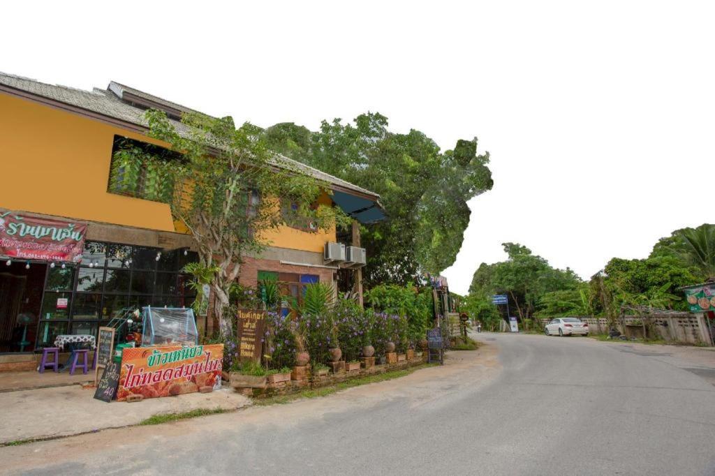 Oyo 1155 Bikers House And Enduro Tours Chiang Mai Hotel Luaran gambar